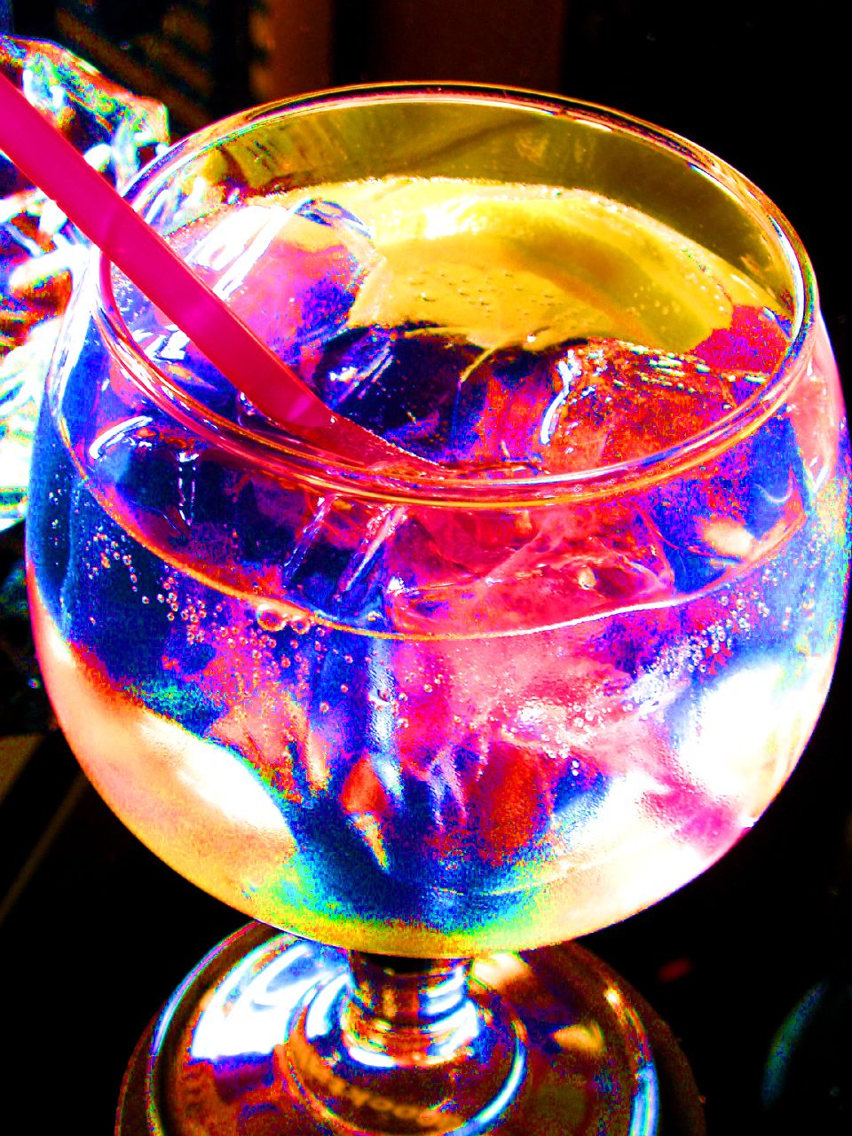Illustrative cocktail glass. Not a depiction of any specific Navi Mumbai venue.