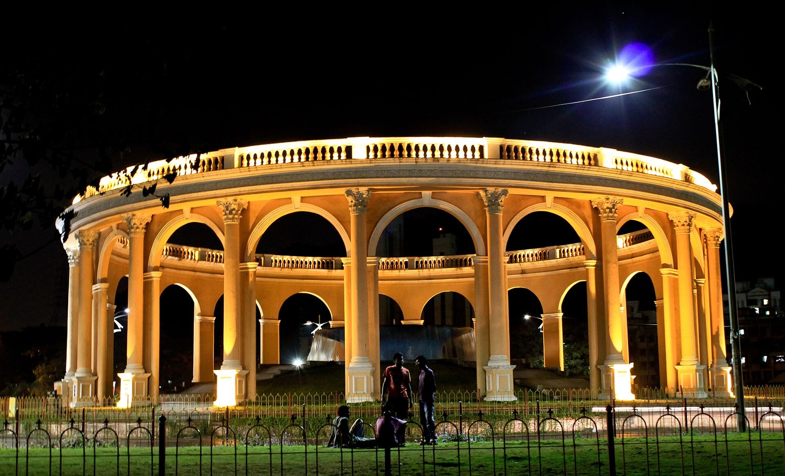 Lit stone amphitheatre at Utsav Chowk in Kharghar at night